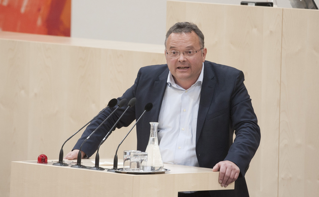 Diskussion über die absurde Idee einer Isolation Tirols sofort stoppen! - FPÖ-Tourismussprecher Hauser: "Ich erwarte mir nun ein Machtwort vom ÖVP-Kanzler!"