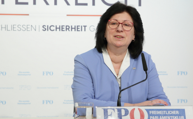 FPÖ-Familiensprecherin Roas Ecker.