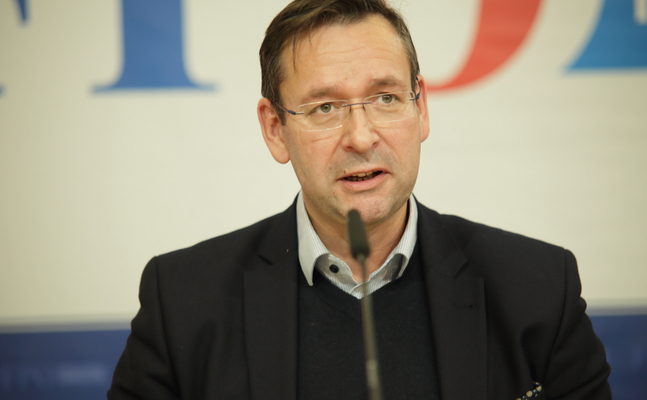 FPÖ-Bildungssprecher Brückl: "Ethik darf keine Konkurrenz zu Religions- und Philosophieunterricht sein."