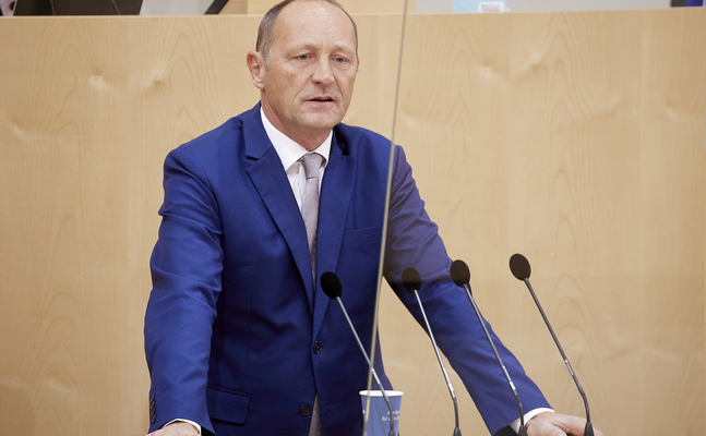FPÖ-Nationalratsabgeordneter Kassegger kritisierte im Hohen Haus den unausgegorenen Haftungs-Vorschlag der grünen Justizministerin.