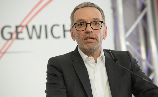 Mückstein kündigt mit Auslaufen kostenfreier Tests nächsten Schritt zum Impfzwang an - FPÖ-Klubobmann Kickl: "Freiheitliche Befürchtungen zum 'grünen Pass' werden in Windeseile zur Realität."