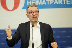 FPÖ-Bundesparteiobmann Kickl: "Nehammers Putin-Besuch von Selenskyjs Gnaden ist Bankrotterklärung des neutralen Österreich."