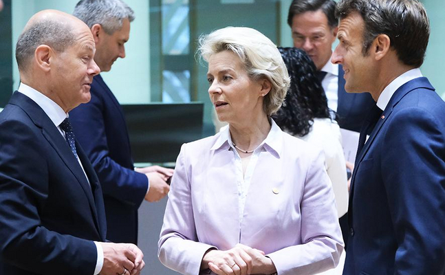 Architekten des EU-Niederganges: Der deutsche Kanzler Olaf Scholz, EU-Kommissionspräsidentin ursula von der Leyen, Frankreichs Präsident Emmanuel Macron.