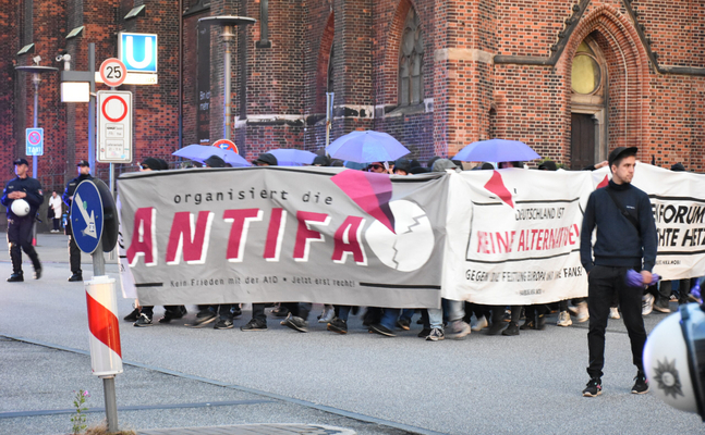 Die Universität Wien stellt der linksextremen "Antifa" einen Hörsaal für eine Veranstaltung zur Verfügung und verabschiedet sich damit vom demokratischen Diskurs.