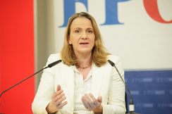 FPÖ-Sozialsprecherin Belakowitsch zu Rot-Weiß-Rot-Karte Neu: „Wir brauchen keine unqualifizierte Einwanderung in das österreichische Sozialsystem“