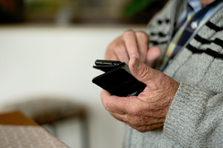 Immer mehr digitale Barrieren - Auf Bedürfnisse der Senioren wird vergessen!